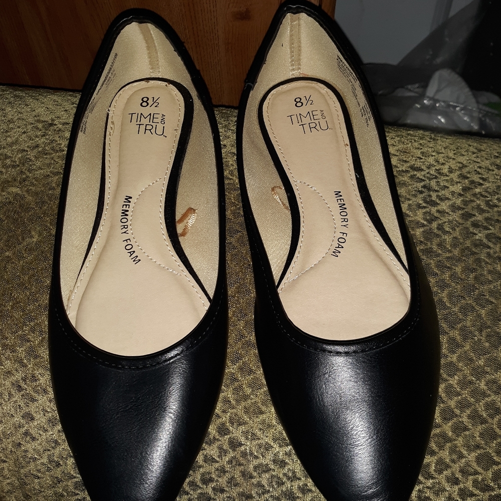 ✔Women's flats